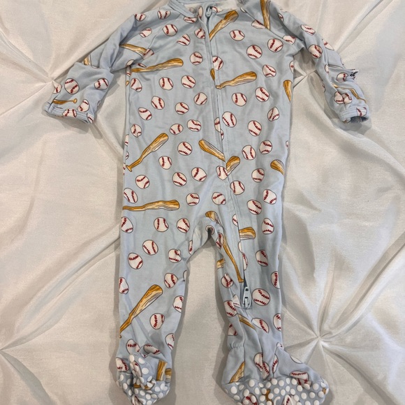 SWEET BAMBOO Baseball Print Kids One Piece SIZE NB - Picture 1 of 7